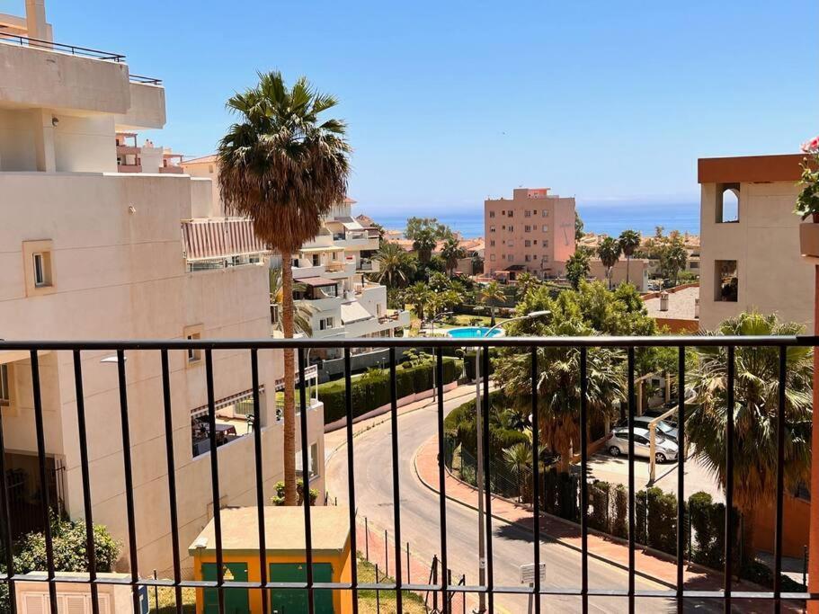 Benalmadena Costa Malaga Apartamento Muy Acogedor Con Vistas Al Mar Terraza Gigante Para Verano E Invierno Parking ภายนอก รูปภาพ
