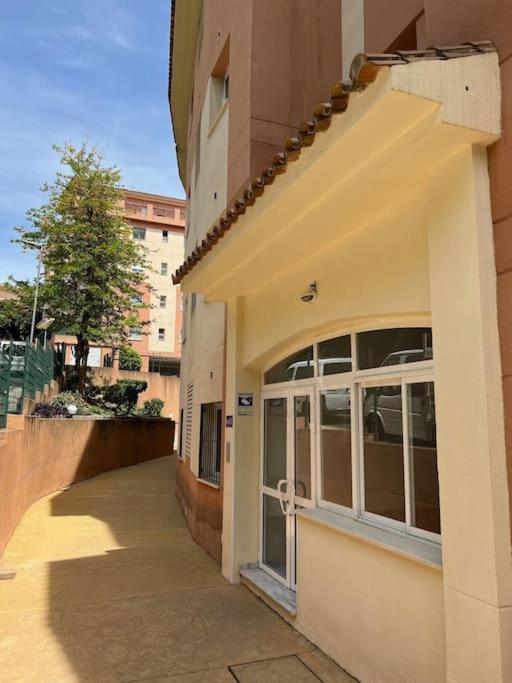 Benalmadena Costa Malaga Apartamento Muy Acogedor Con Vistas Al Mar Terraza Gigante Para Verano E Invierno Parking ภายนอก รูปภาพ