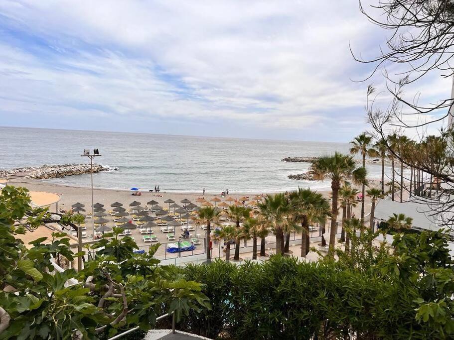 Benalmadena Costa Malaga Apartamento Muy Acogedor Con Vistas Al Mar Terraza Gigante Para Verano E Invierno Parking ภายนอก รูปภาพ